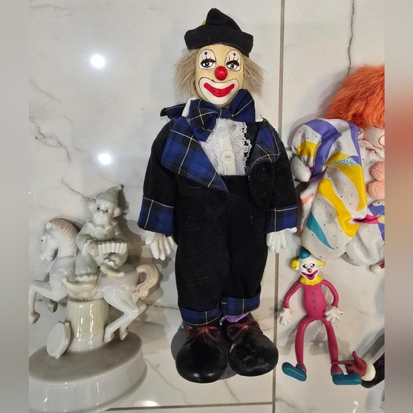 Clown collection 💖 - Picture 3 of 4